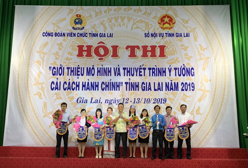 gia lai to chuc hoi thi y tuong cai cach hanh chinh