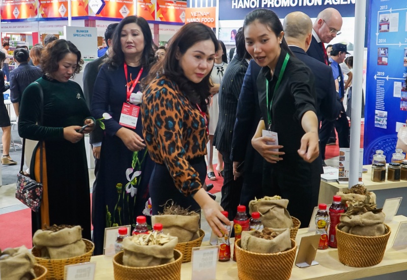 tan hiep phat tham gia gian hang thuong hieu quoc gia viet nam tai trien lam vietnam foodexpo 2019