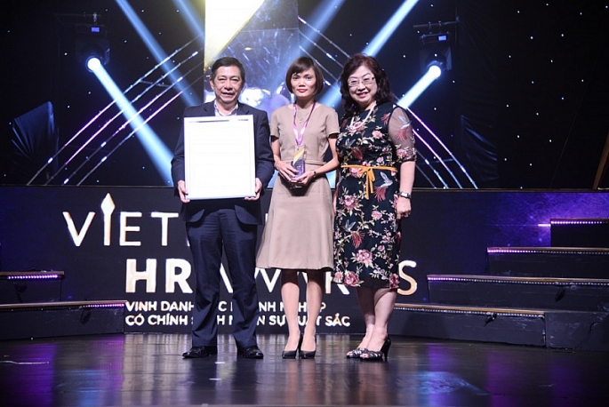 vietinbank duoc vinh danh tai giai thuong vietnam hr awards 2018