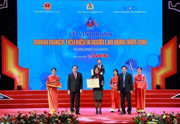 seabank va tap doan brg duoc vinh danh trong bang xep hang doanh nghiep vi nguoi lao dong 2018 vtc news