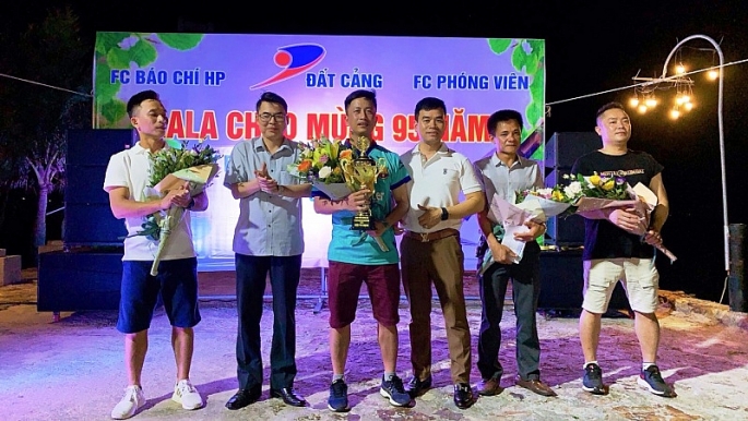 Đội Bóng đá Sở Thông tin và Truyền thông Hải Phòng vô địch Giải bóng đá giao hữu Kỷ niệm 95 năm Ngày Báo chí Cách mạng Việt Nam