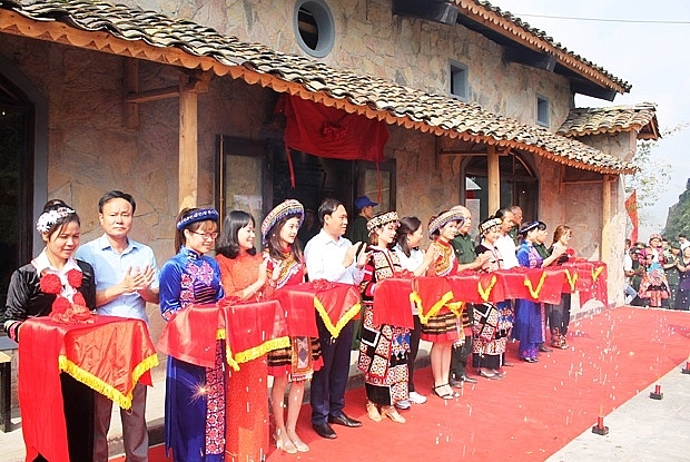 Khánh thành Nhà bảo tàng con đường Hạnh Phúc và Giải bán Marathon chinh phục vách đá thần Mã Pí Lèng